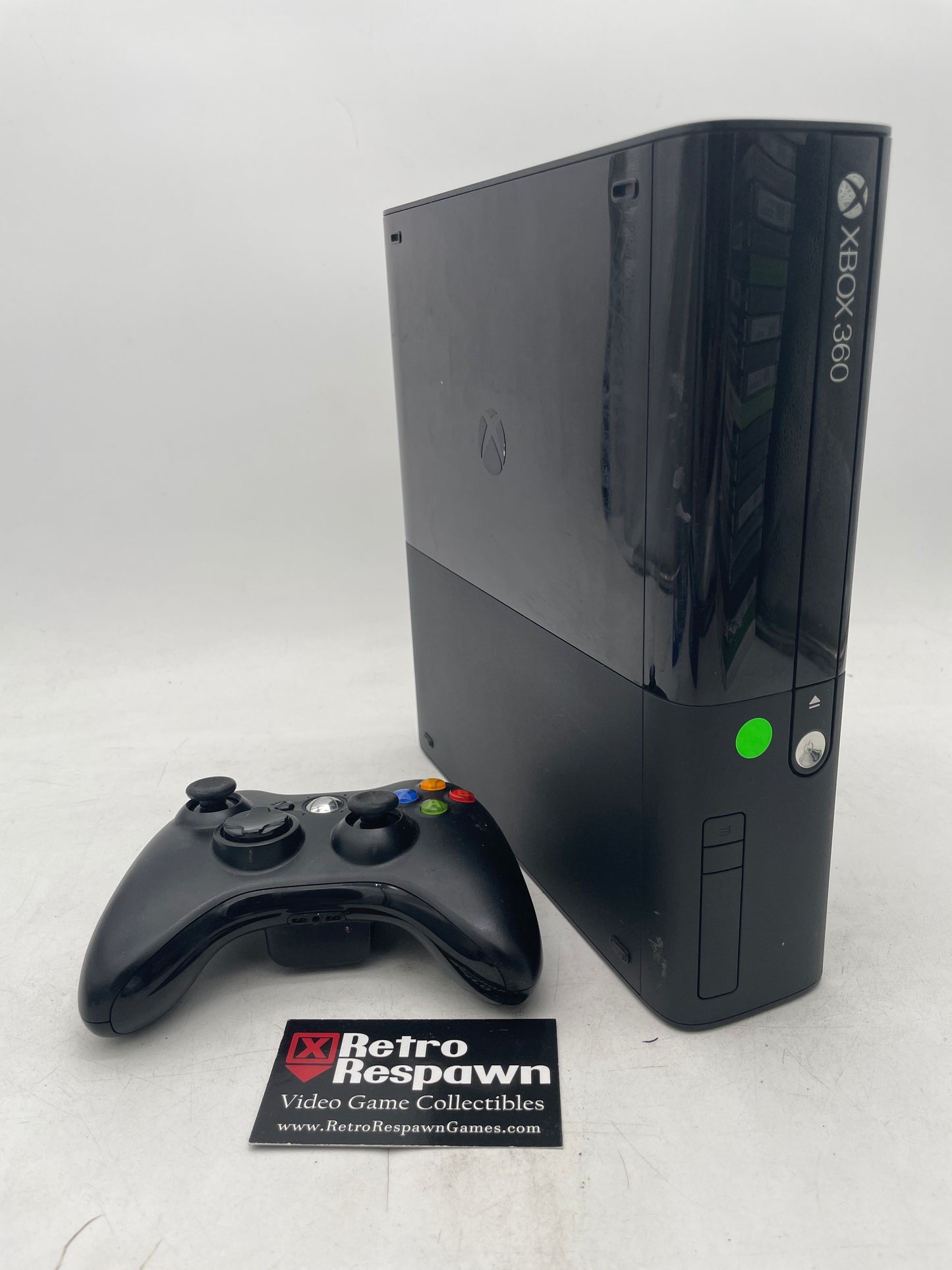 Xbox 360 E Console 250GB - Xbox 360 (Console+Controller+Wires)