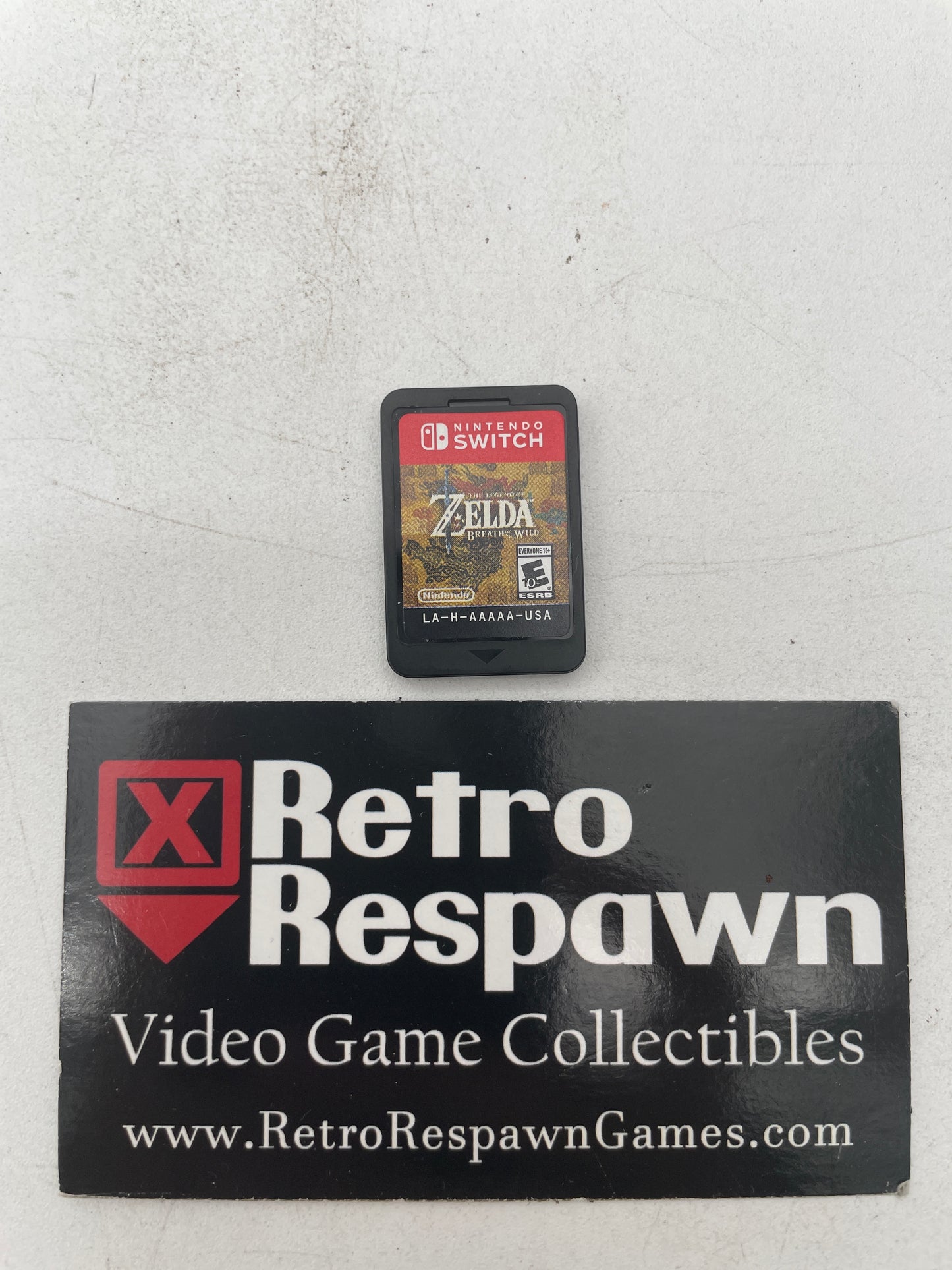 Zelda Breath of the Wild - Nintendo Switch (Game Only)