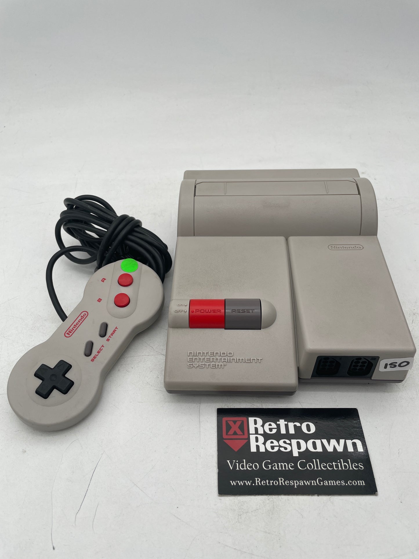 Control Deck - NES (Console+Controller+Wires)