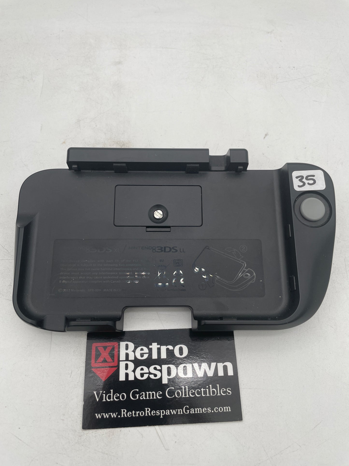 Circle Pad Pro XL - Nintendo 3DS (Loose)