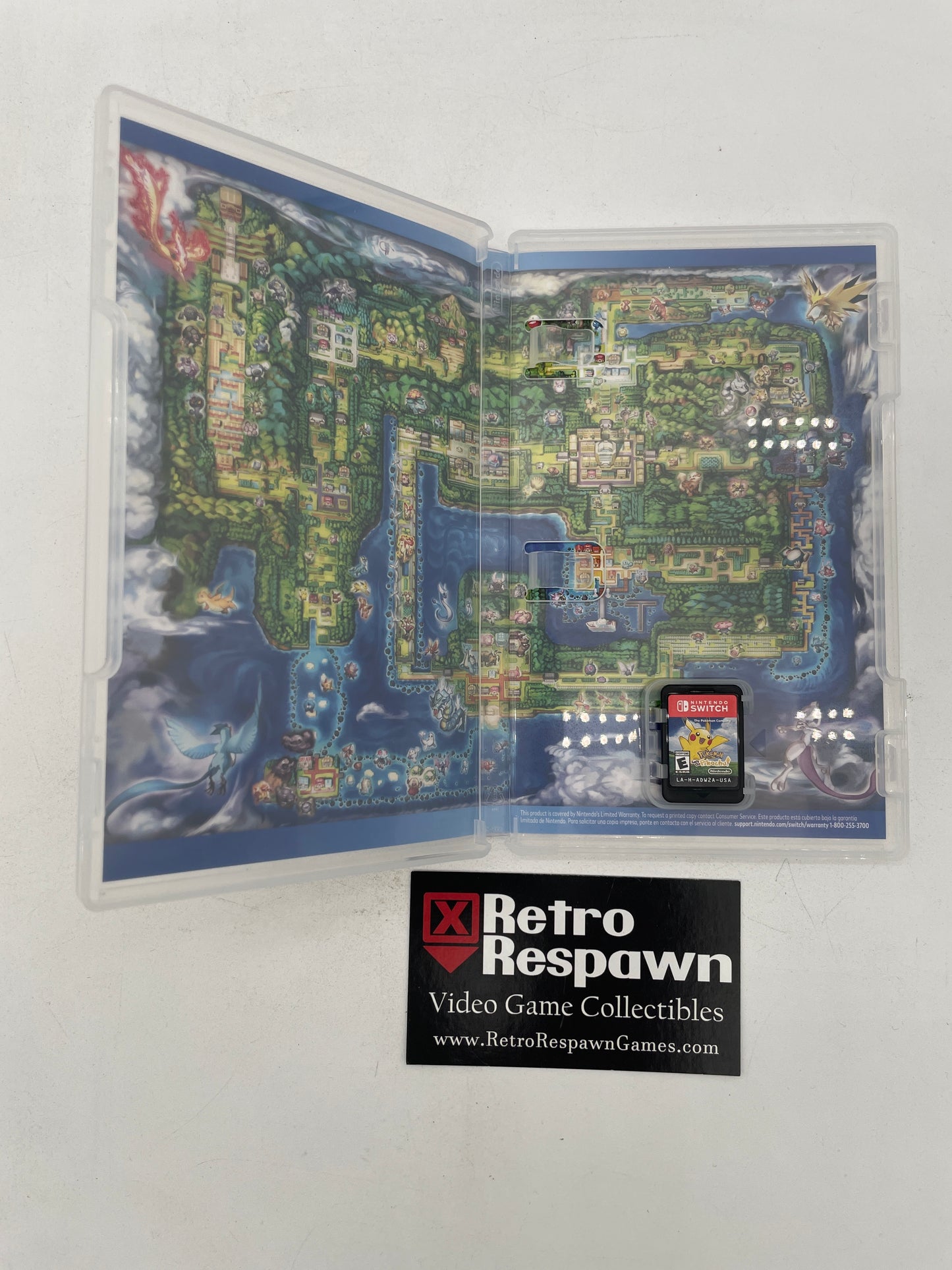 Pokemon Let's Go Pikachu - Nintendo Switch (Complete)