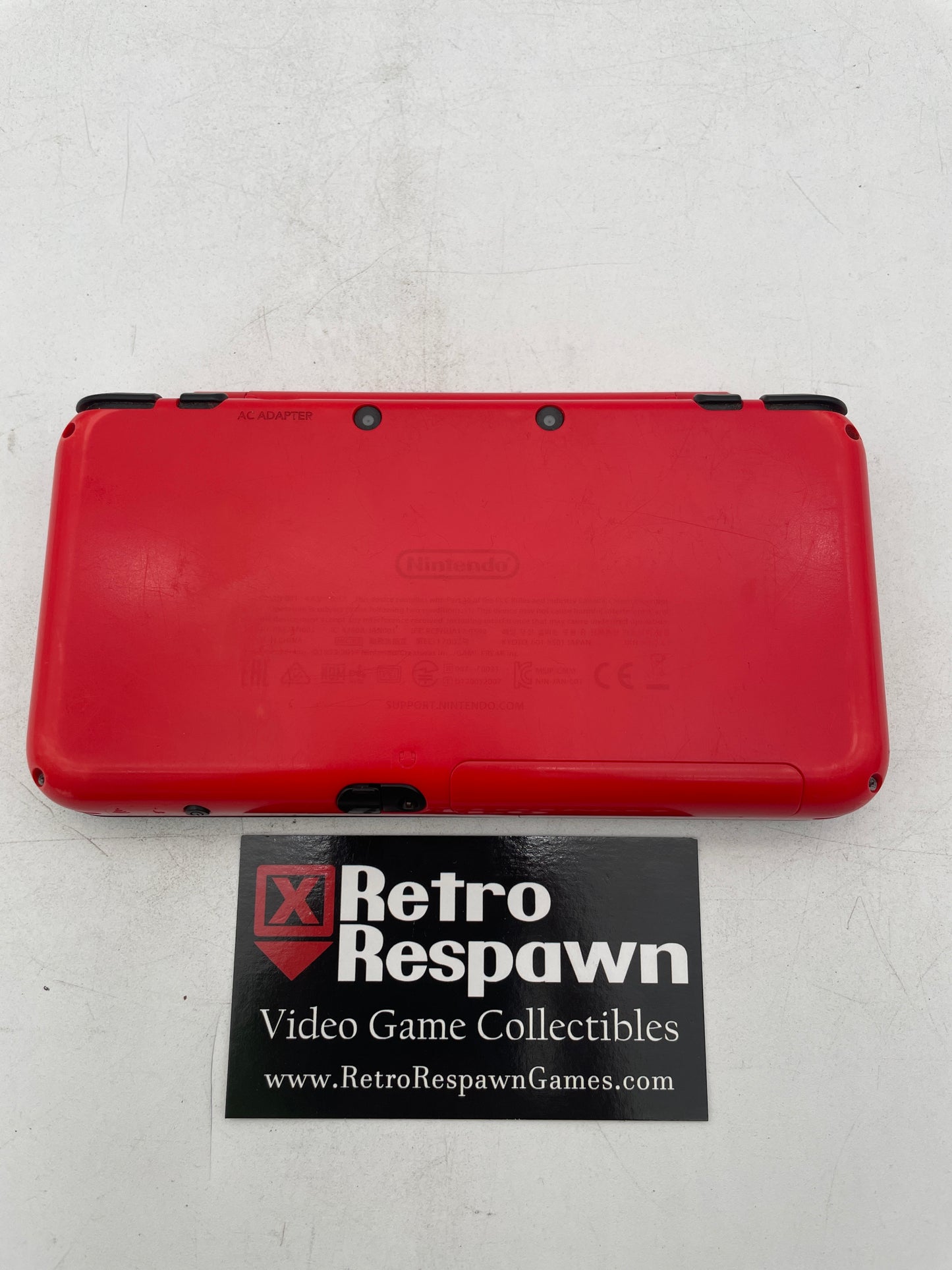 Modded New Nintendo 2DS XL Pokeball - Nintendo 3DS (Console + Charger)