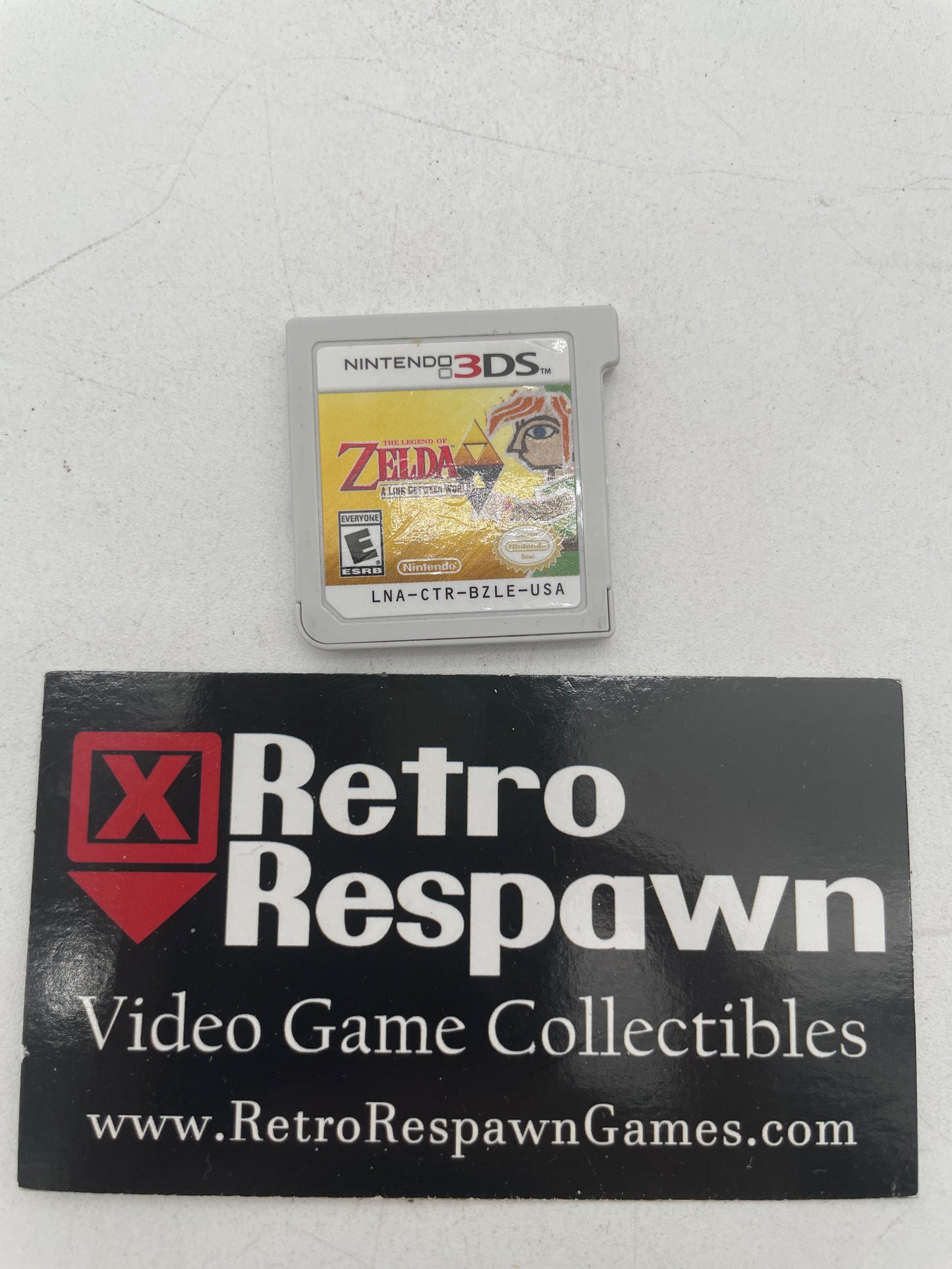 Zelda A Link Between Worlds - Nintendo 3DS (Game Only)