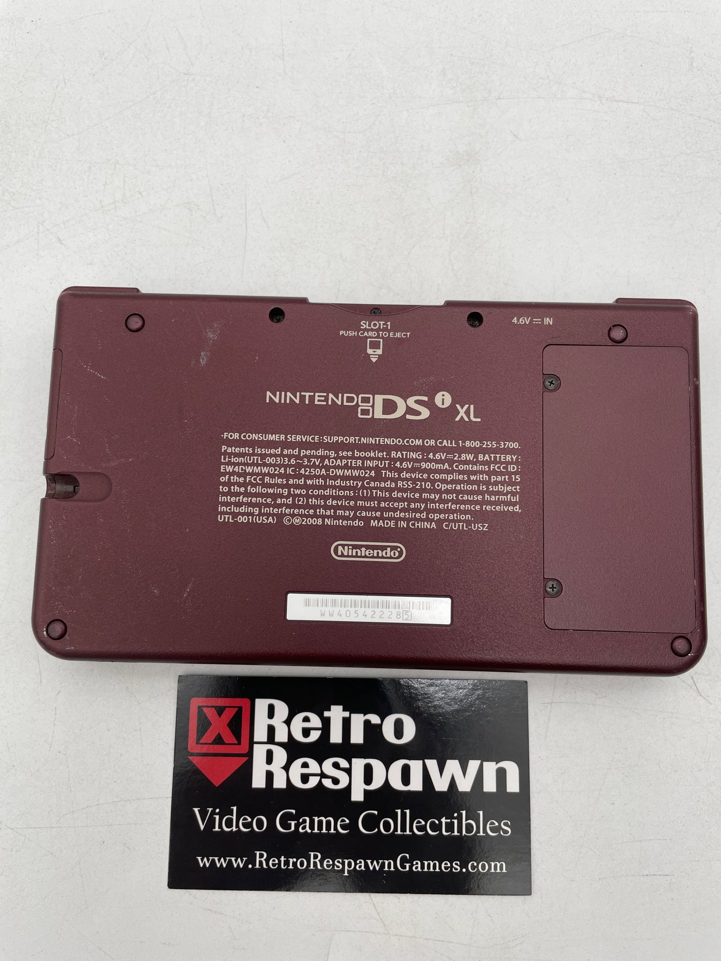 Nintendo DSi XL Burgundy - Nintendo DS (Console + Charger)