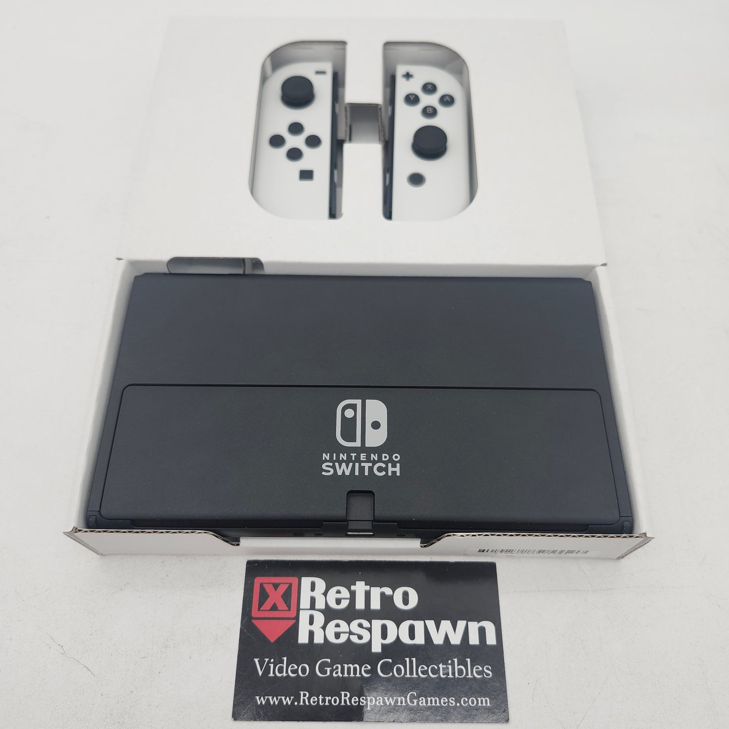 Nintendo Switch OLED with White Joy-Con - Nintendo Switch (Complete)