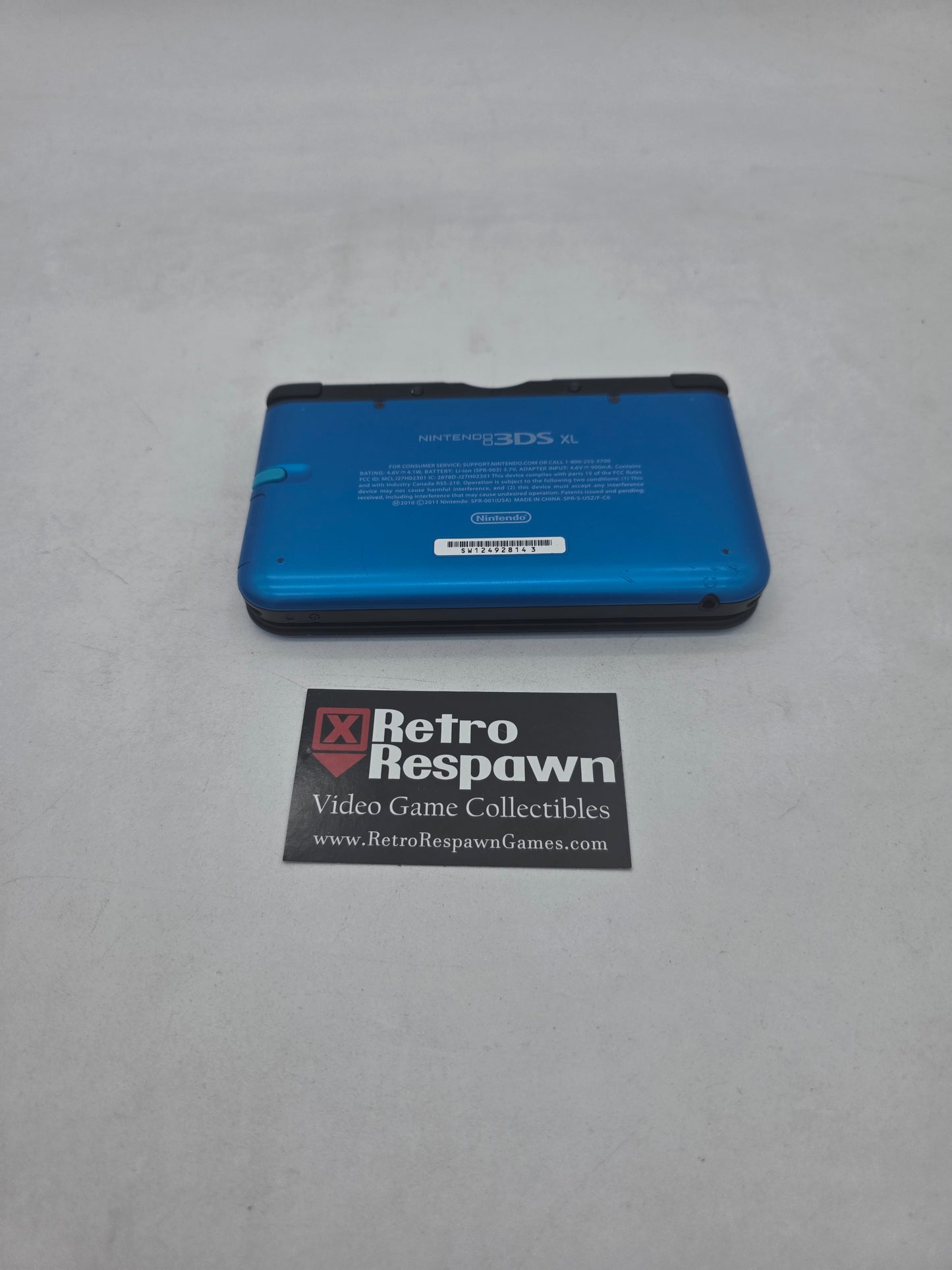 Nintendo 3DS XL Black & Blue - Nintendo 3DS (Console + Charger)