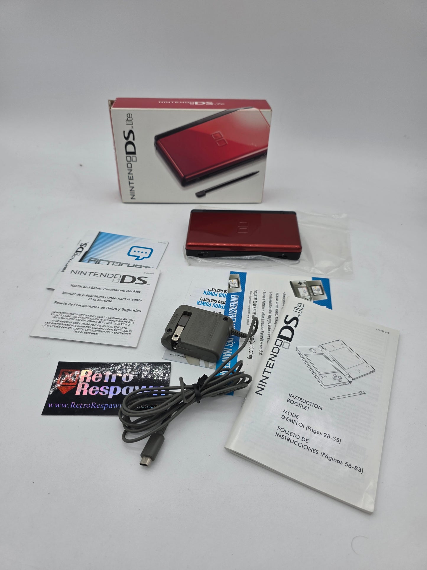 Red Crimson & Black Nintendo DS Lite - Nintendo DS (Complete)