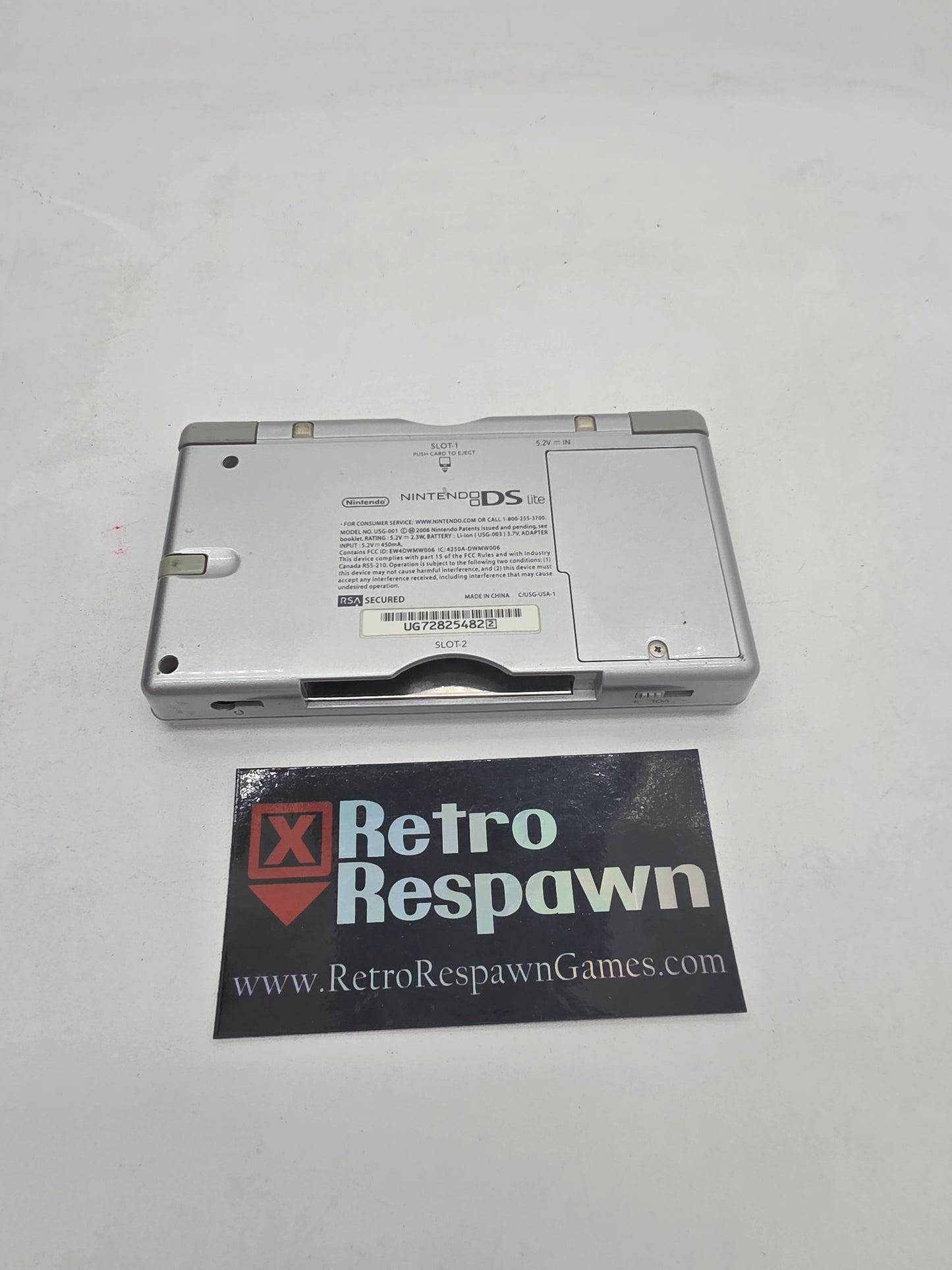 Metallic Silver Nintendo DS Lite - Nintendo DS (Console + Charger)