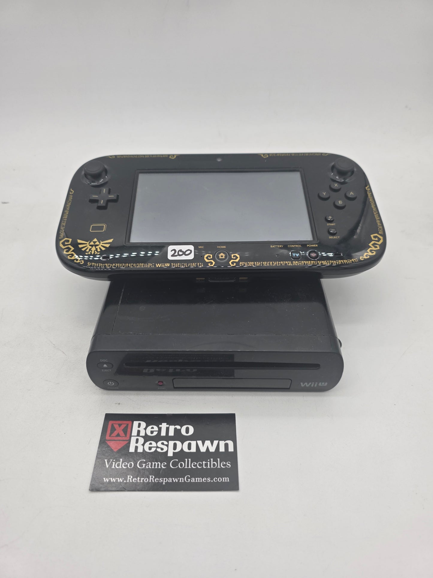 Wii U Console Deluxe: Zelda Wind Waker Edition - Wii U (Console and all wires)