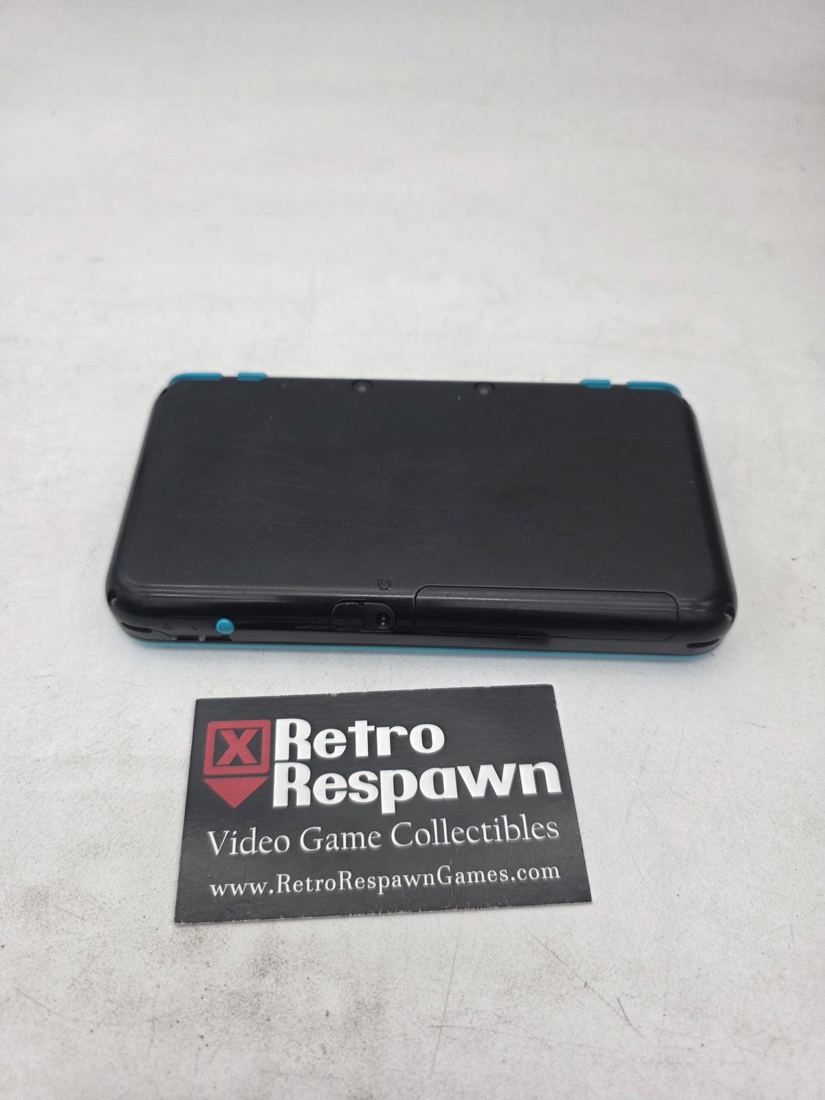 CFW New Nintendo 2DS XL Blue and Black - Nintendo 3DS (Console + Charger)