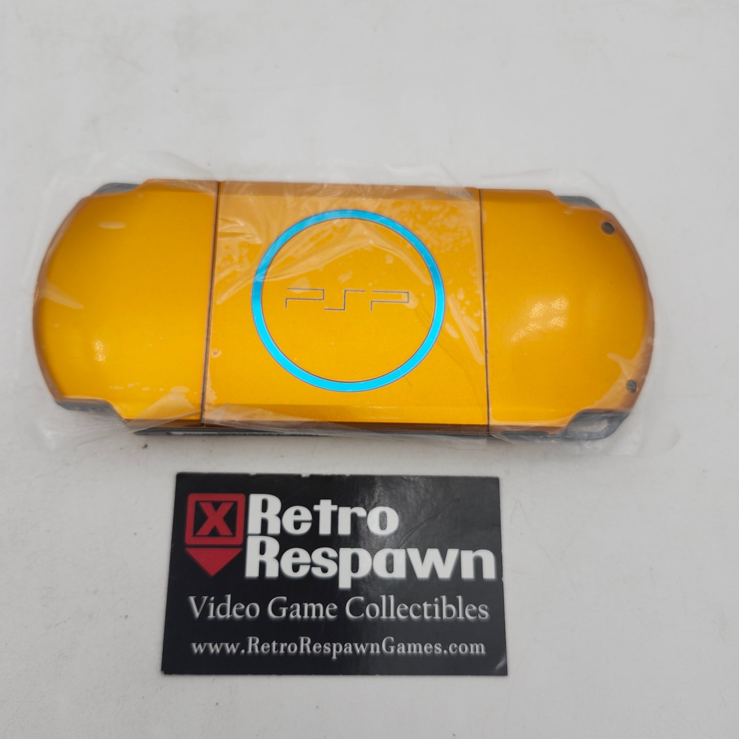Yellow PSP 3000 - PSP (Console + Charger)