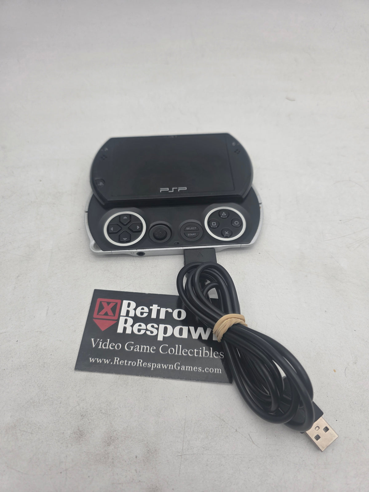 PSP Go Piano Black - PSP (Console + Charger)