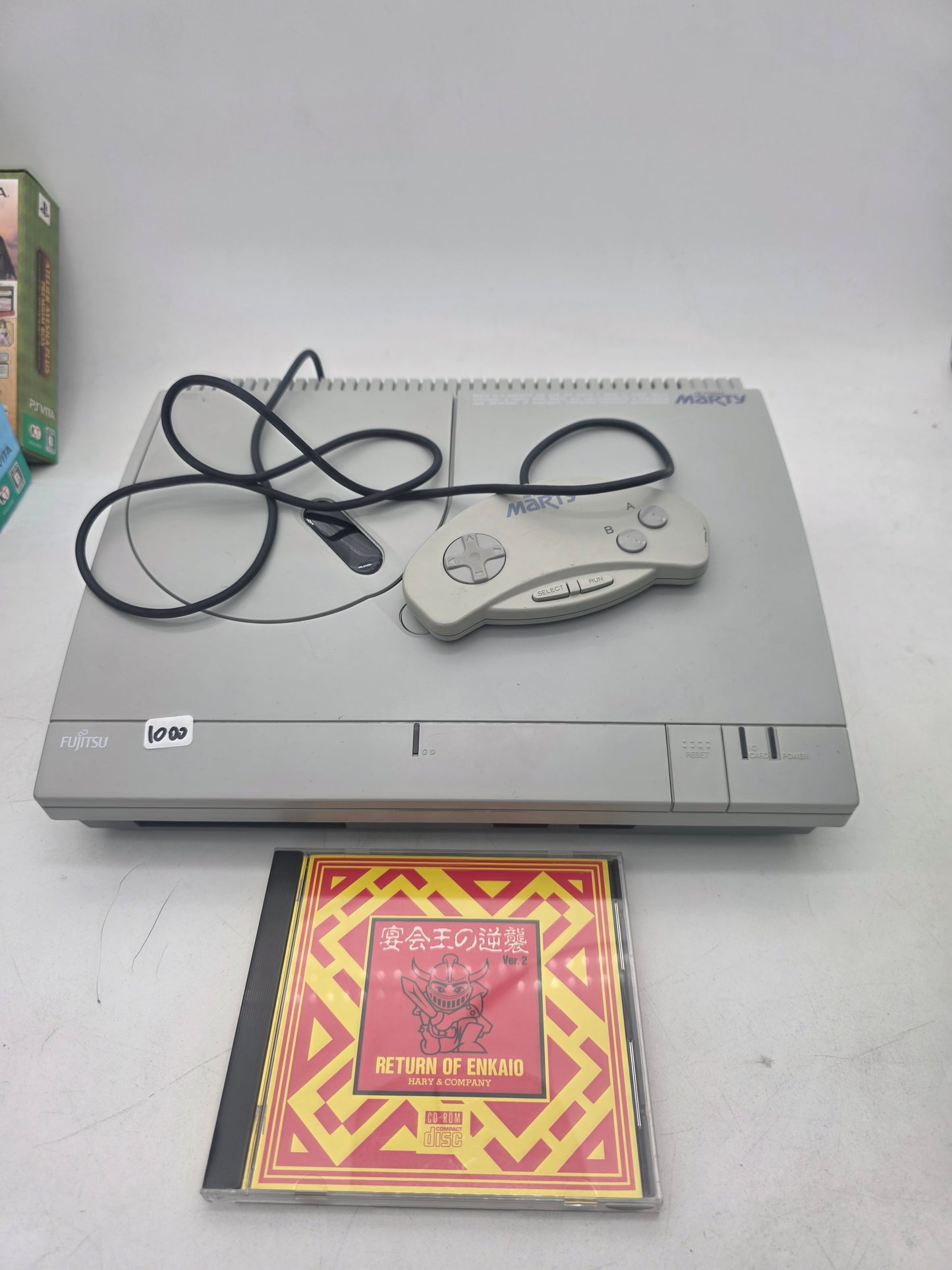 Fm Towns Marty + Return of Enkaio - FM Towns Marty (Console, Controller, all wires + Game)