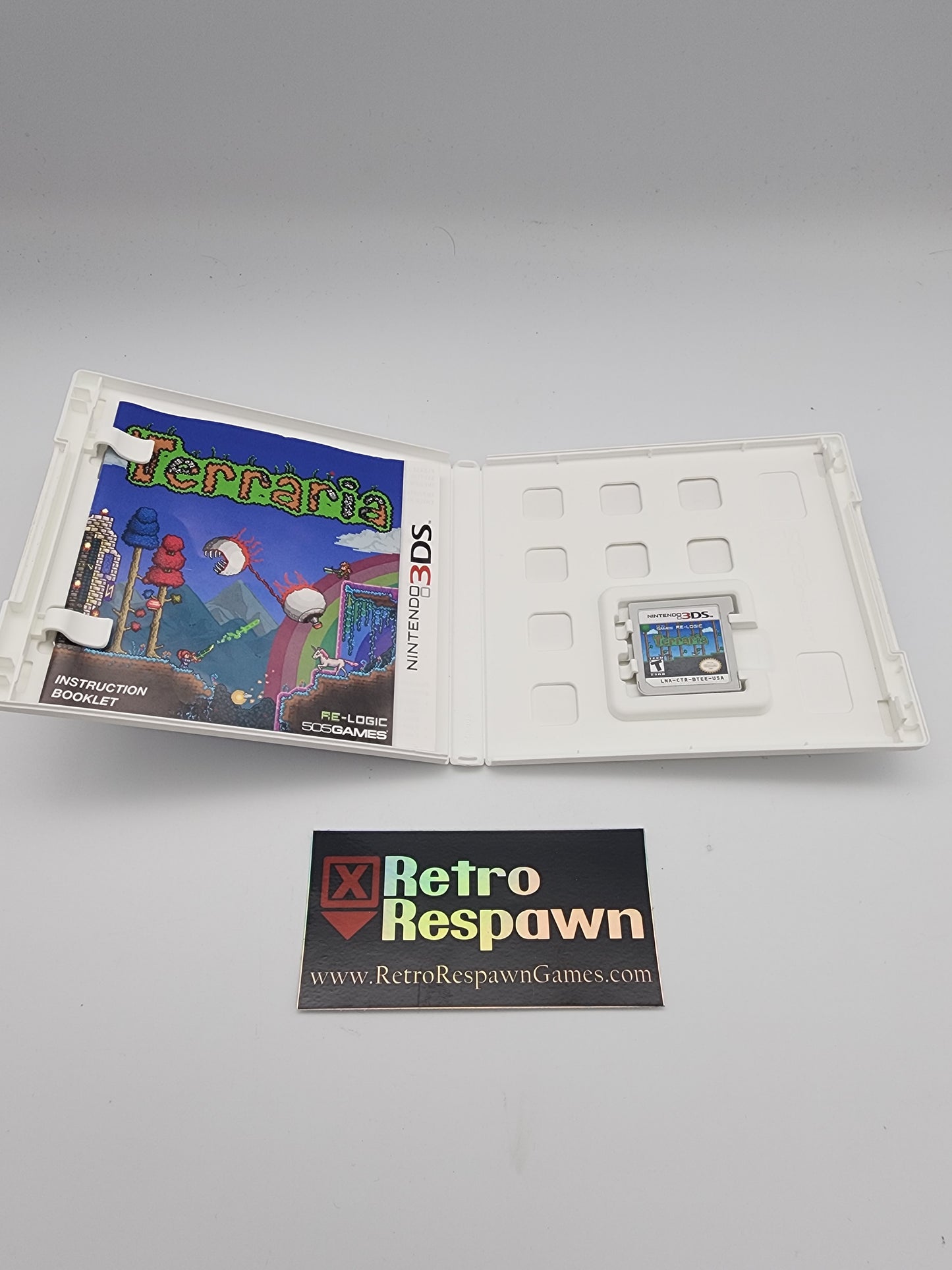 Terraria - Nintendo 3DS (Complete)