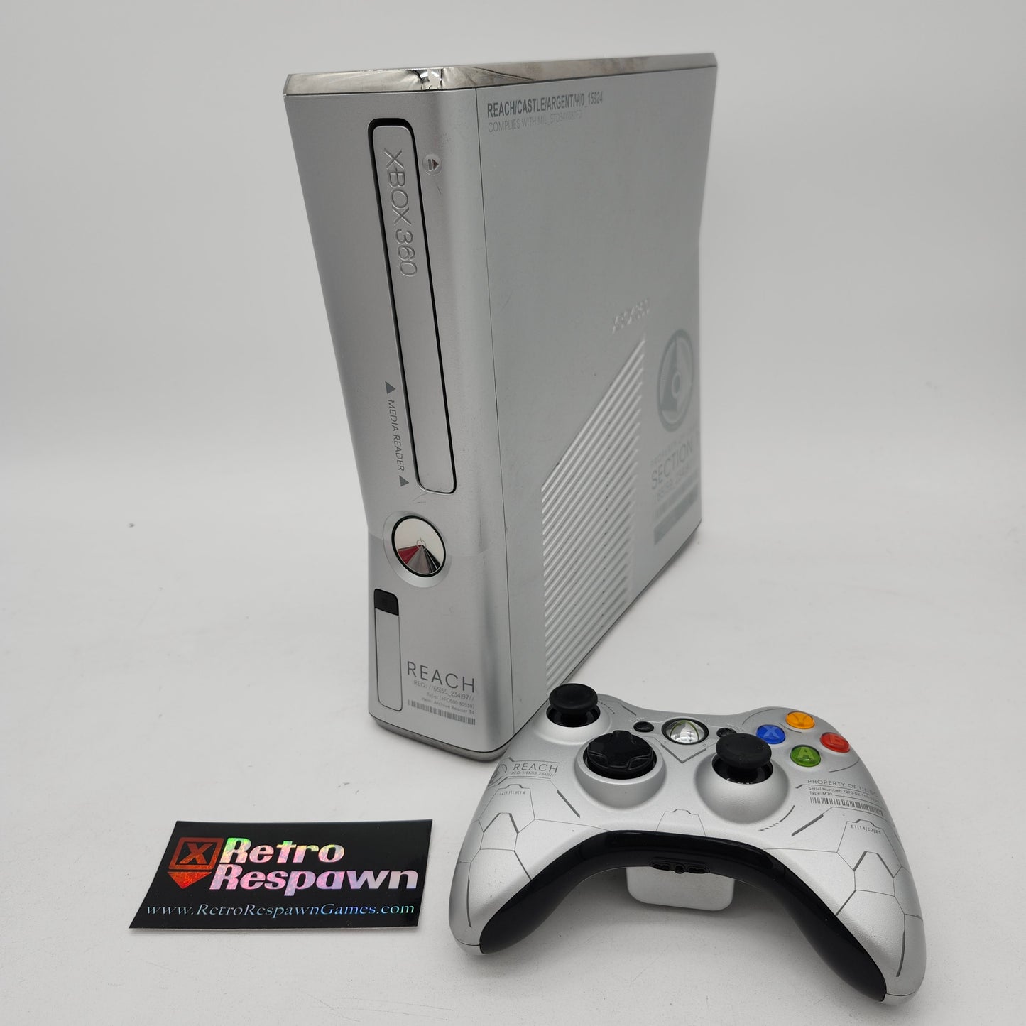 Xbox 360 Console Halo Reach Edition - Xbox 360 (Console,Controller,hardrive,Wires)