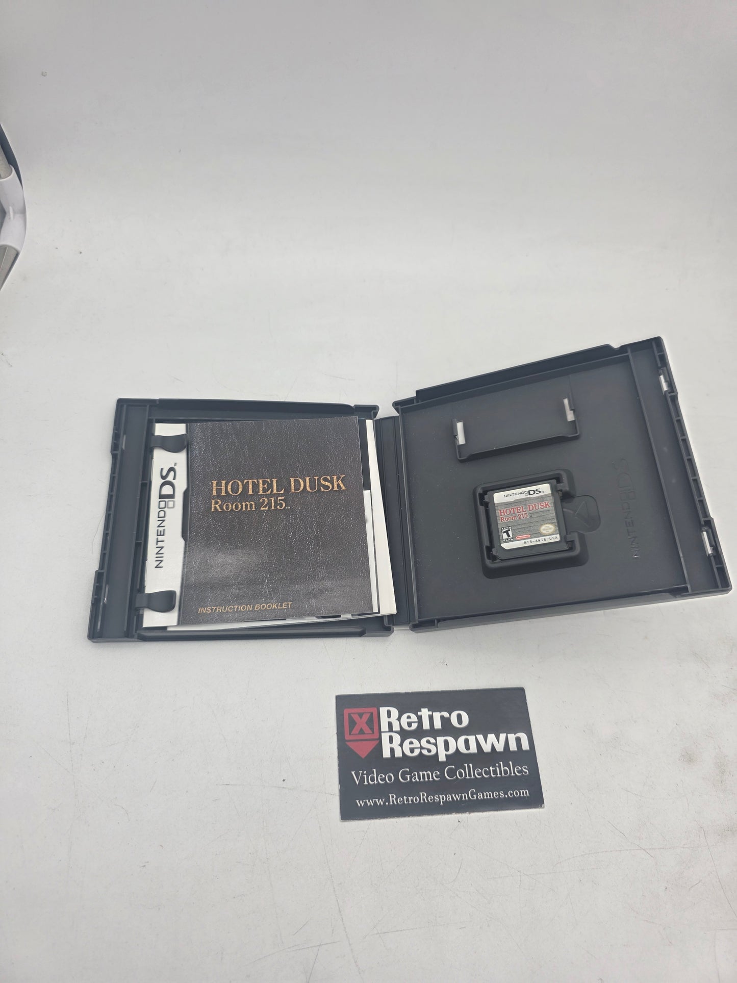 Hotel Dusk Room 215 - Nintendo DS (Complete)