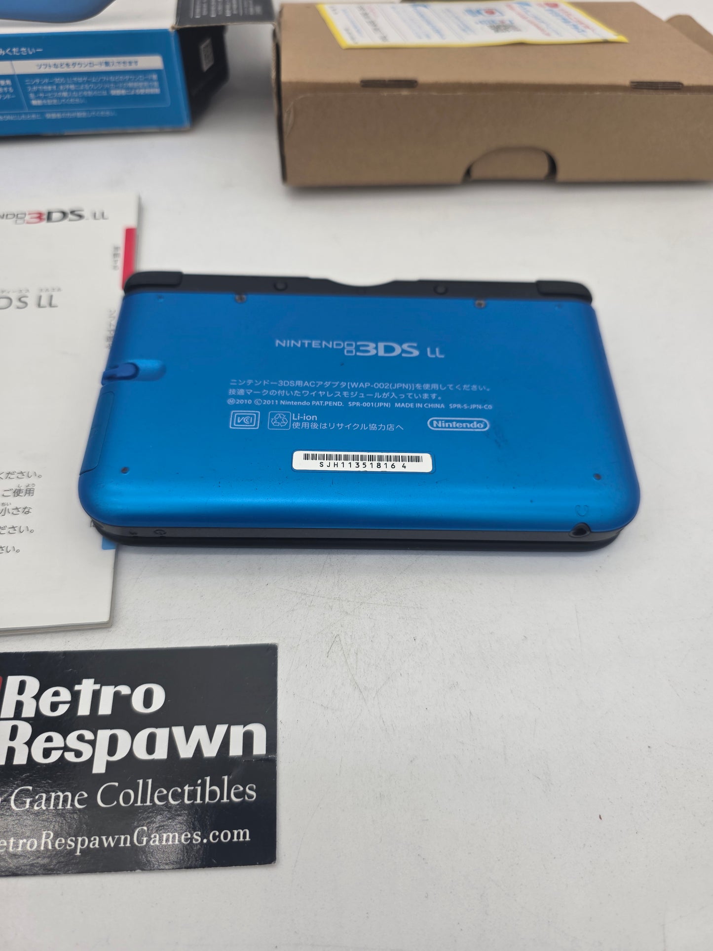 Modded Nintendo 3DS LL Blue & Black - JP Nintendo 3DS (Complete)