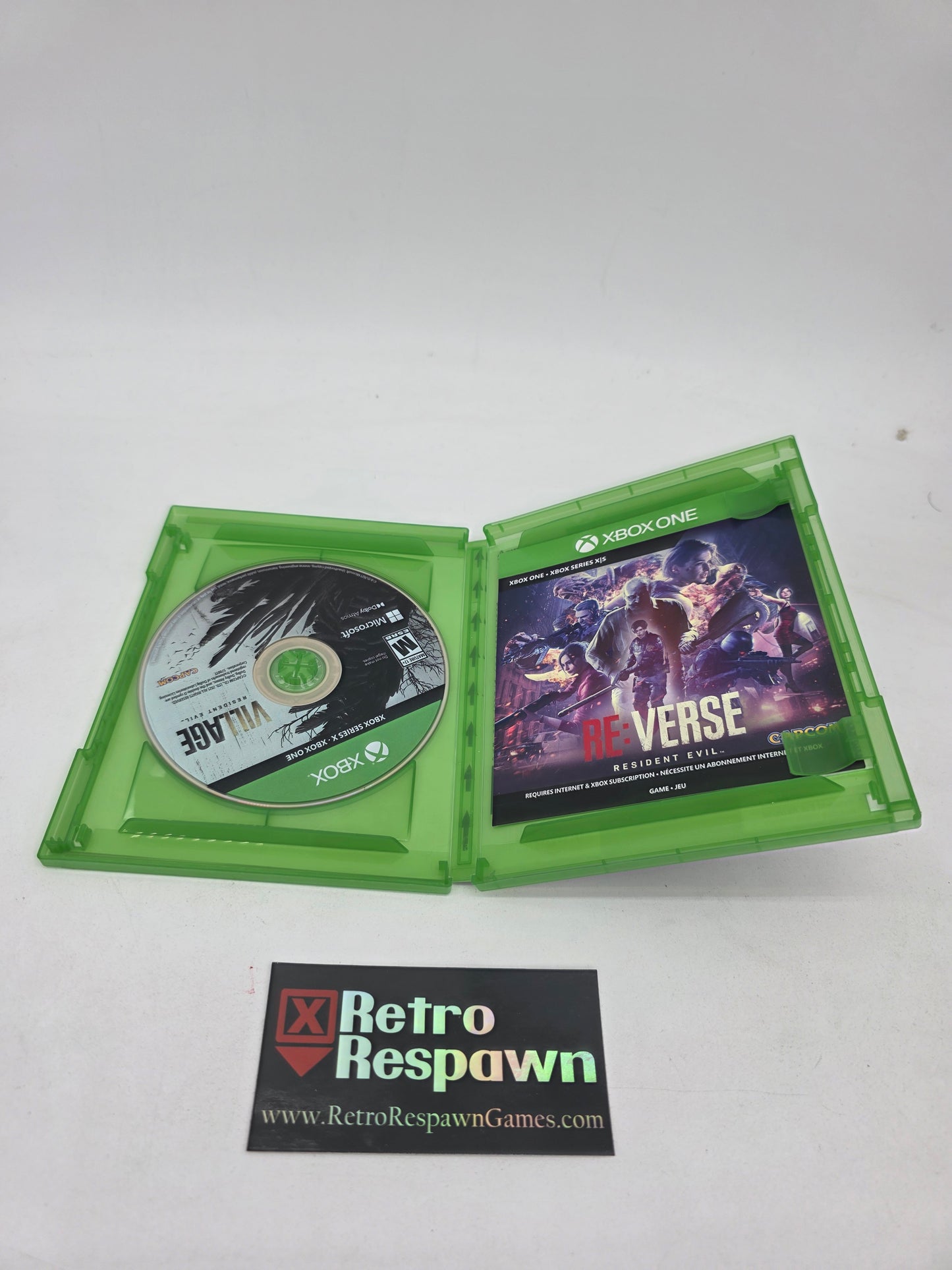 Resident Evil Village - Xbox One/Xbox Series X (Complete)