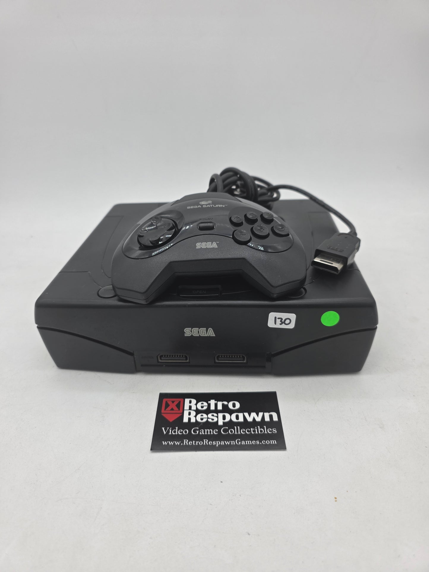 Sega Saturn Console - Sega Saturn (Console, Controller and all wires)