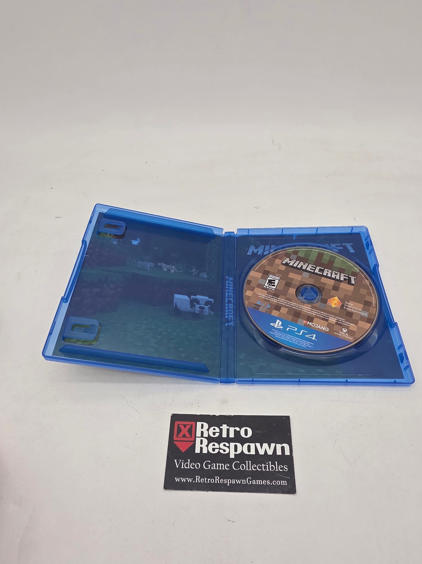 Minecraft Starter Collection - Playstation 4 (Missing/Code Expired)