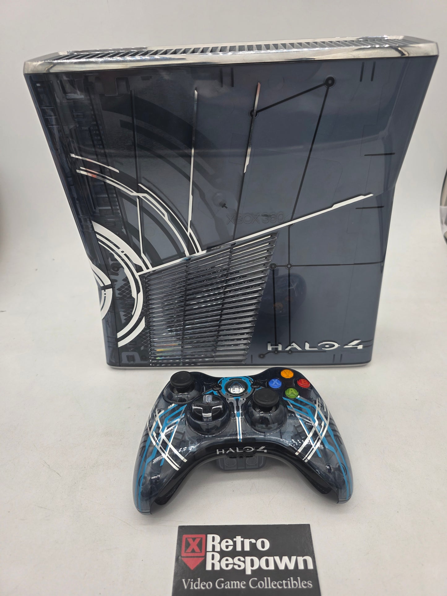 Halo 4 Limited Edition 320GB Blue Console - Xbox 360 (Console, Controller all Wires)