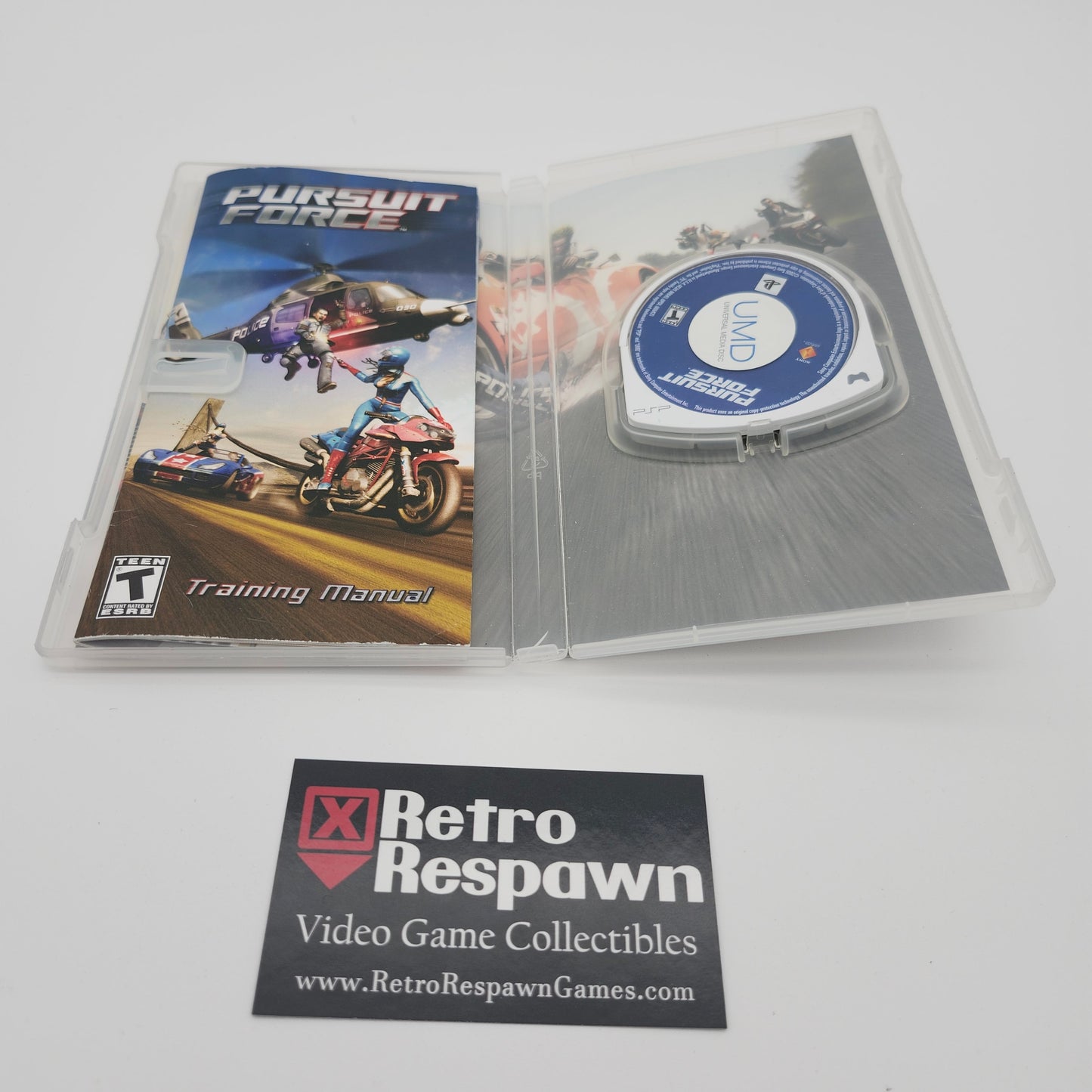 Pursuit Force - PSP (Complete)