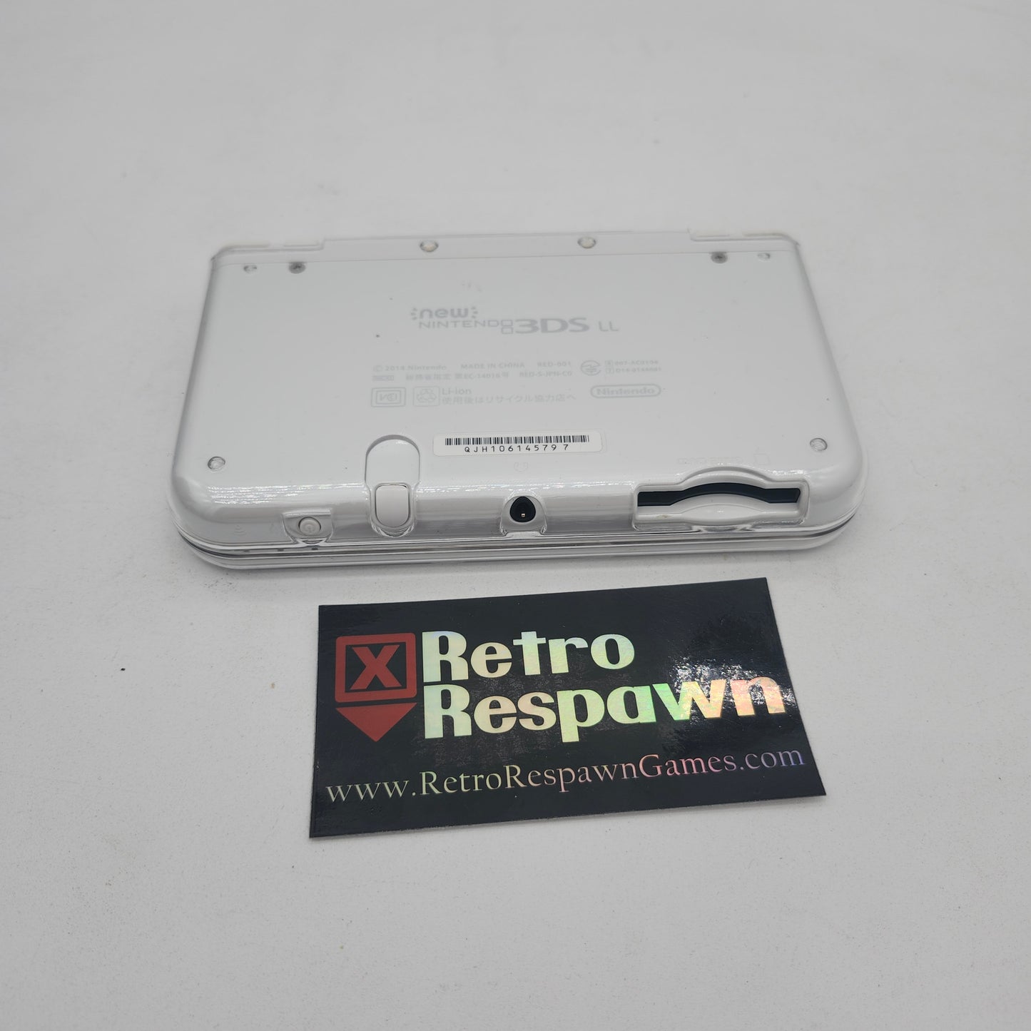 Modded Region Free New Nintendo 3DS LL White - JP Nintendo 3DS (Console + Charger)