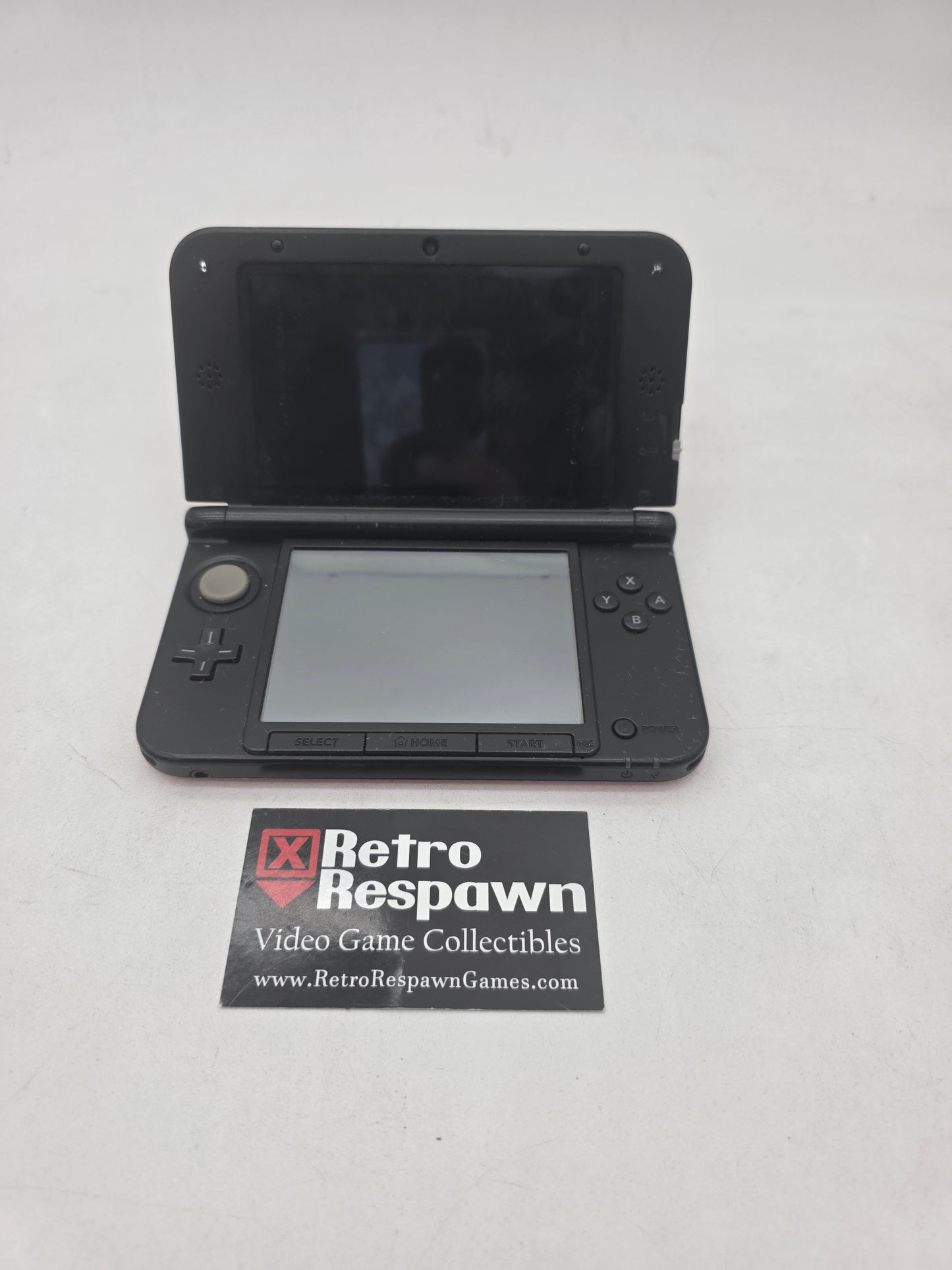 Modded Nintendo 3DS XL Pokemon X Y Red Limited Edition - Nintendo 3DS (Console + Charger)