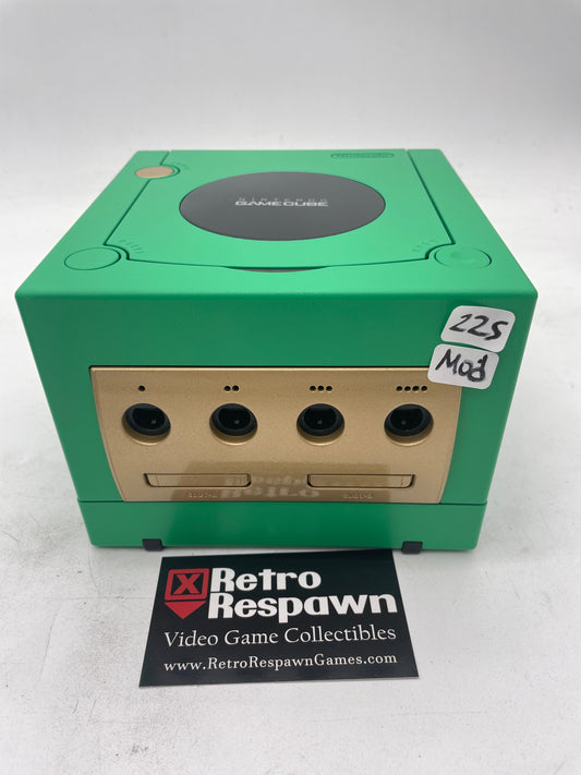 Modded Gamecube - Gamecube (Console, Non Matching Controller all wires and Memory Card)