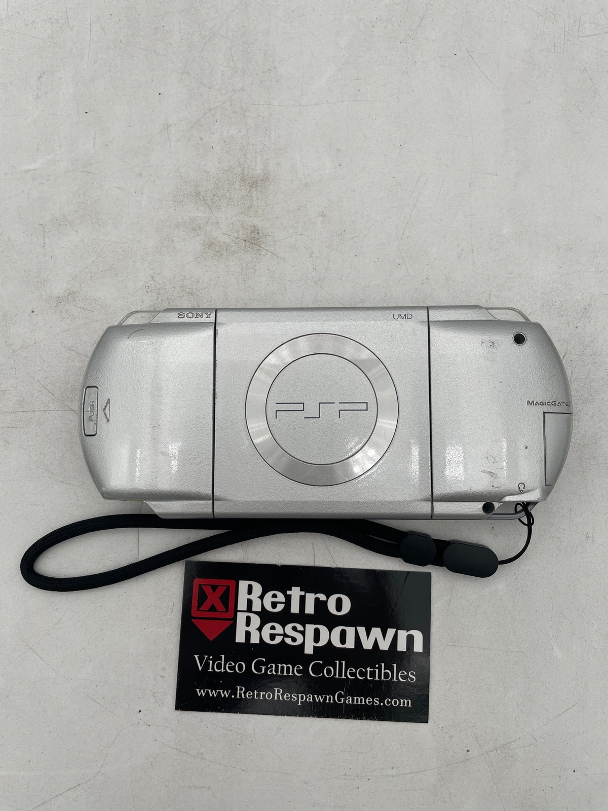 Sony PSP 1000 Satin Silver - JP PSP (Console+Charger)