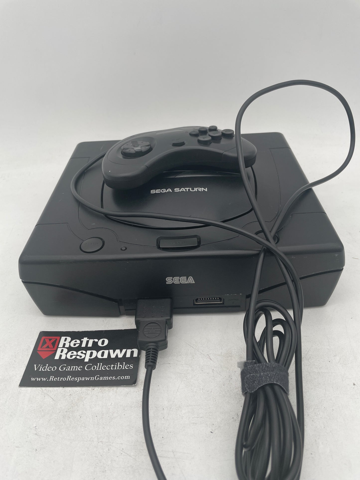 Sega Saturn Console - Sega Saturn (Console, Third Party Controller and all wires)