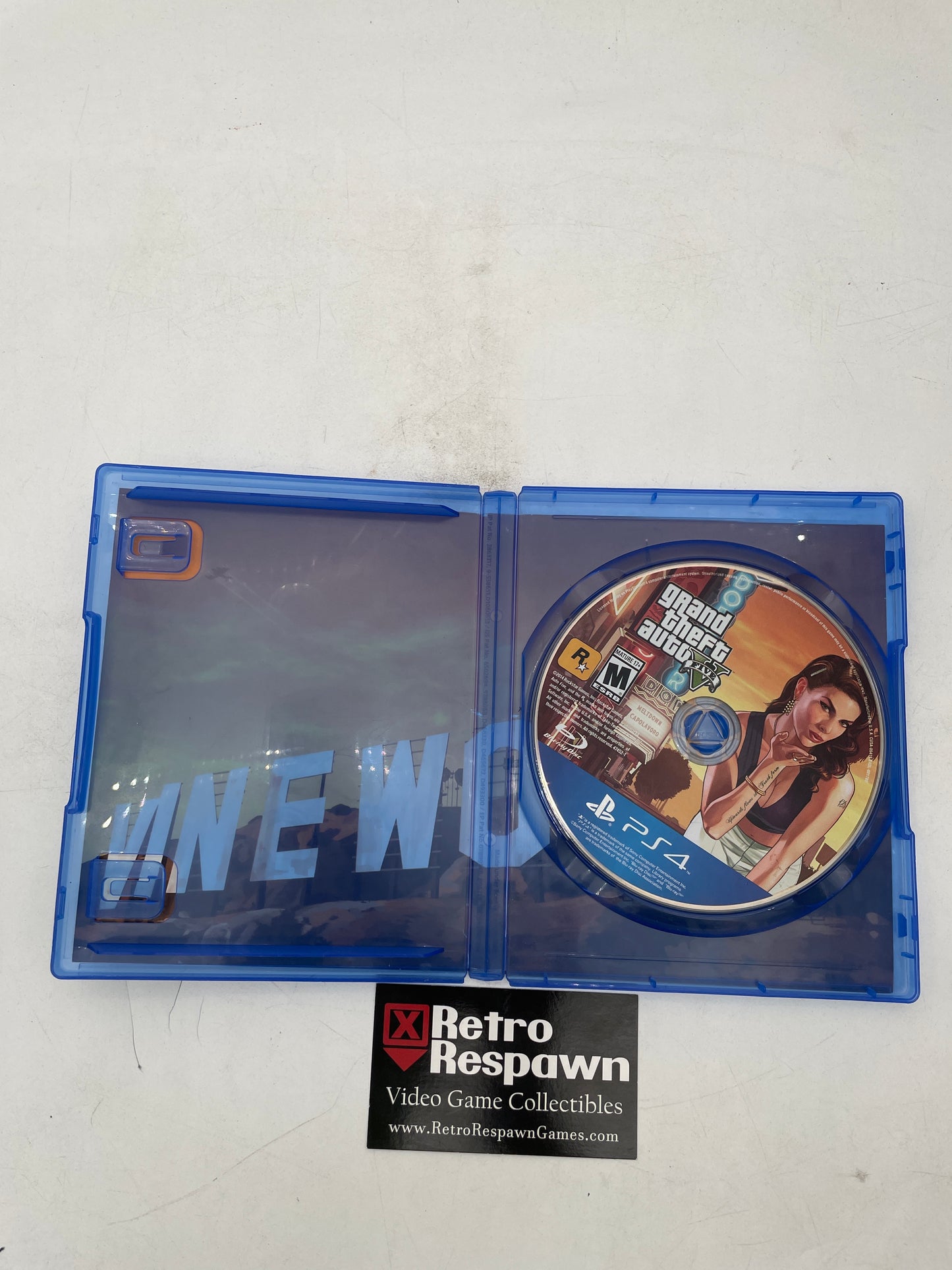 Grand Theft Auto V - Playstation 4 (Complete)