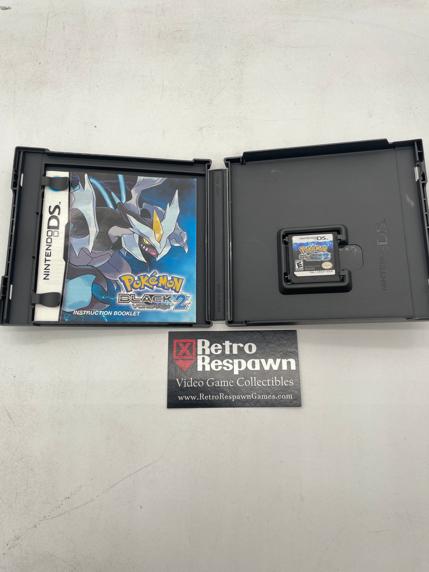 Pokemon Black Version 2 - Nintendo DS (Complete)