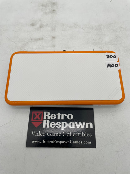 Modded New Nintendo 2DS XL White & Orange - Nintendo 3DS (Console + Charger)