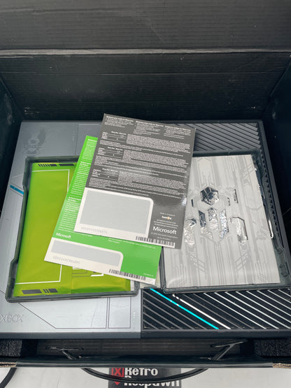 Xbox One Halo 5 Console - Xbox One (Complete/Code Un-used)