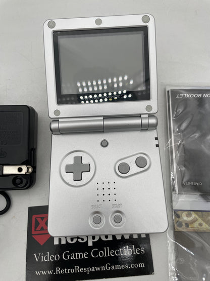 Platinum Gameboy Advance SP - GameBoy Advance (Complete)
