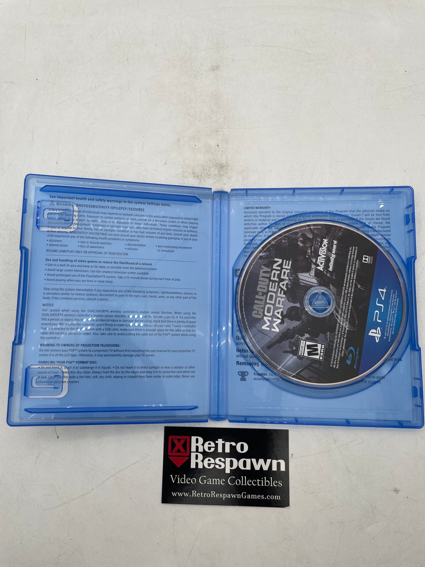 Call of Duty: Modern Warfare - Playstation 4 (Complete)