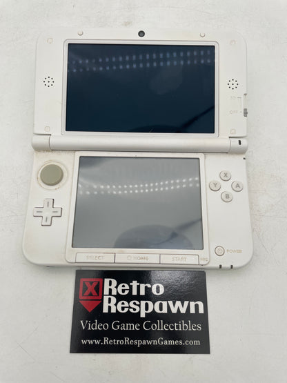 English Modded Nintendo 3DS LL Year of the Luigi - JP Nintendo 3DS (Console+Charger)
