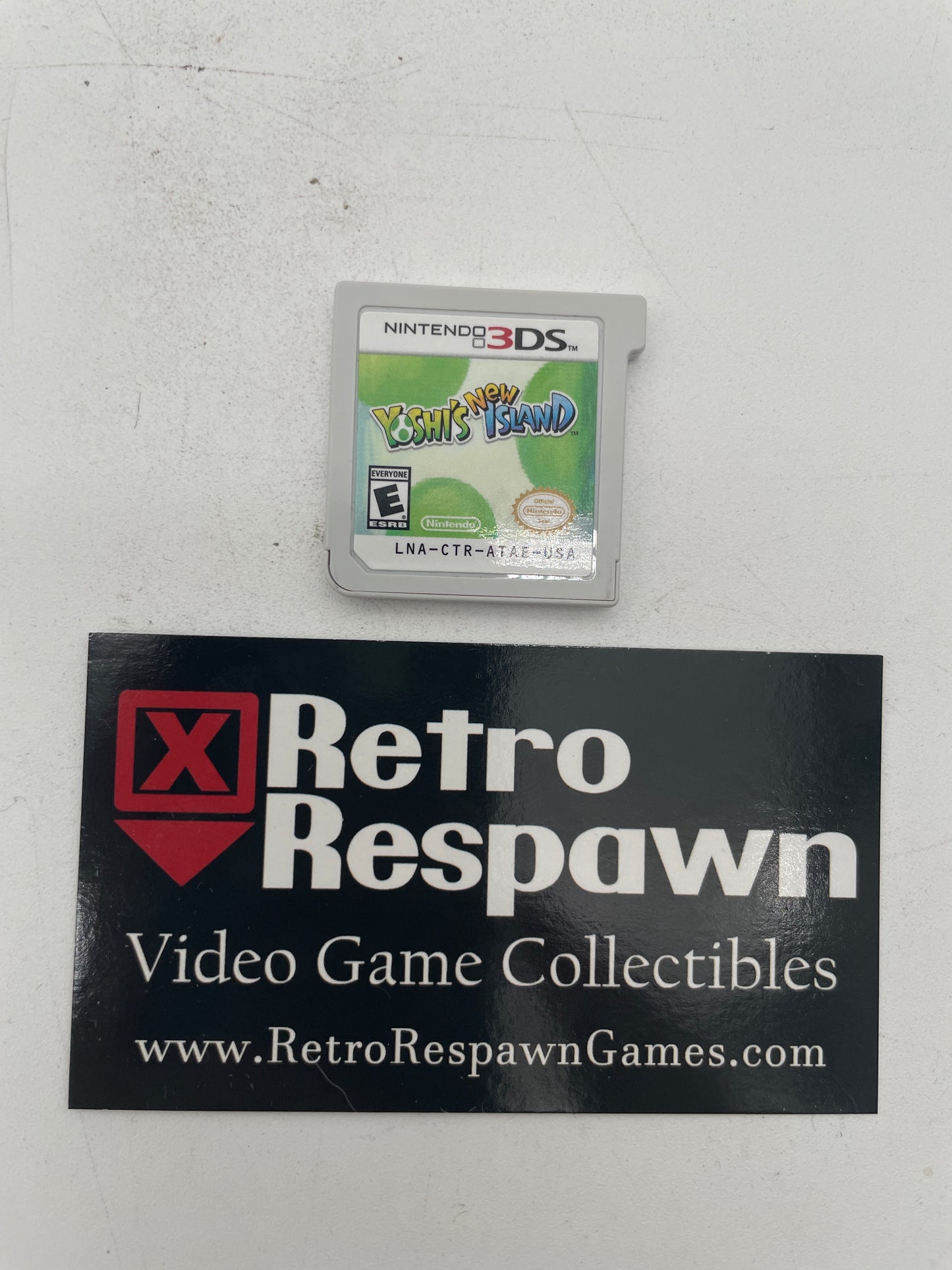 Yoshi's New Island - Nintendo 3DS (Game Only)