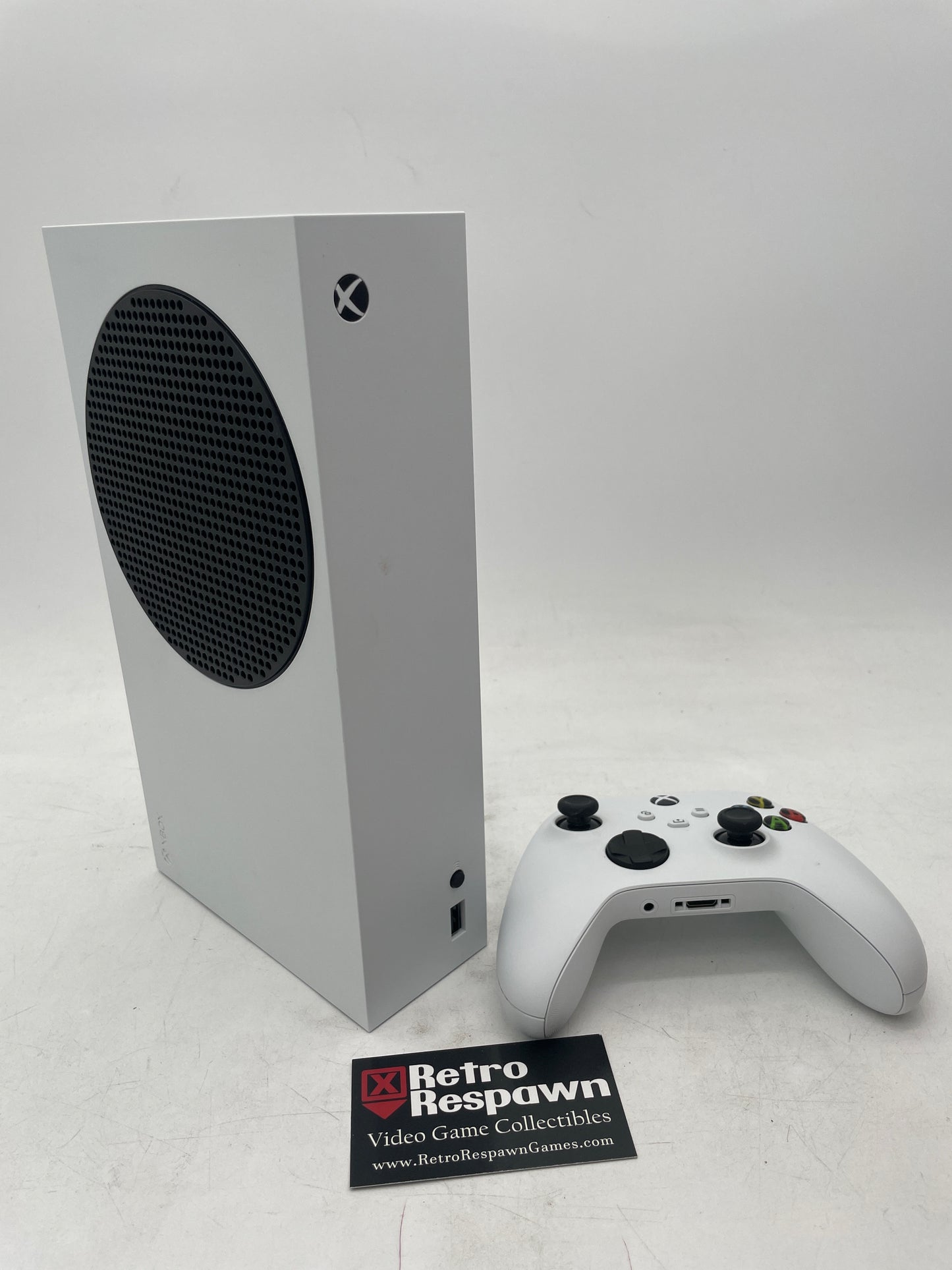 Xbox Series S Console - Xbox Series S (Console, Controller, all wires)