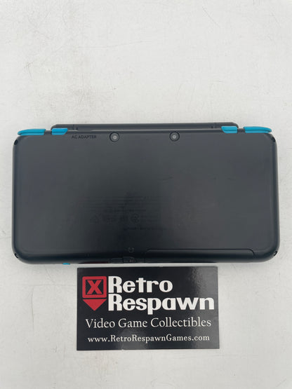New Nintendo 2DS XL Black & Turquoise - Nintendo 3DS (Console + Charger)