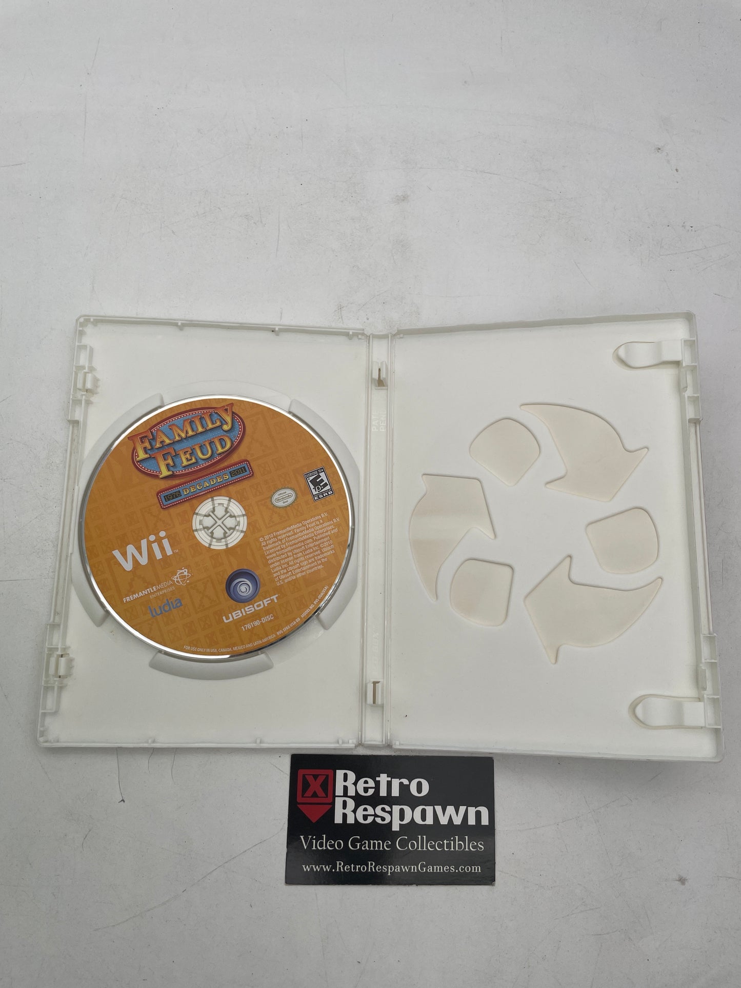 Family Feud Decades - Wii (Missing Manual)