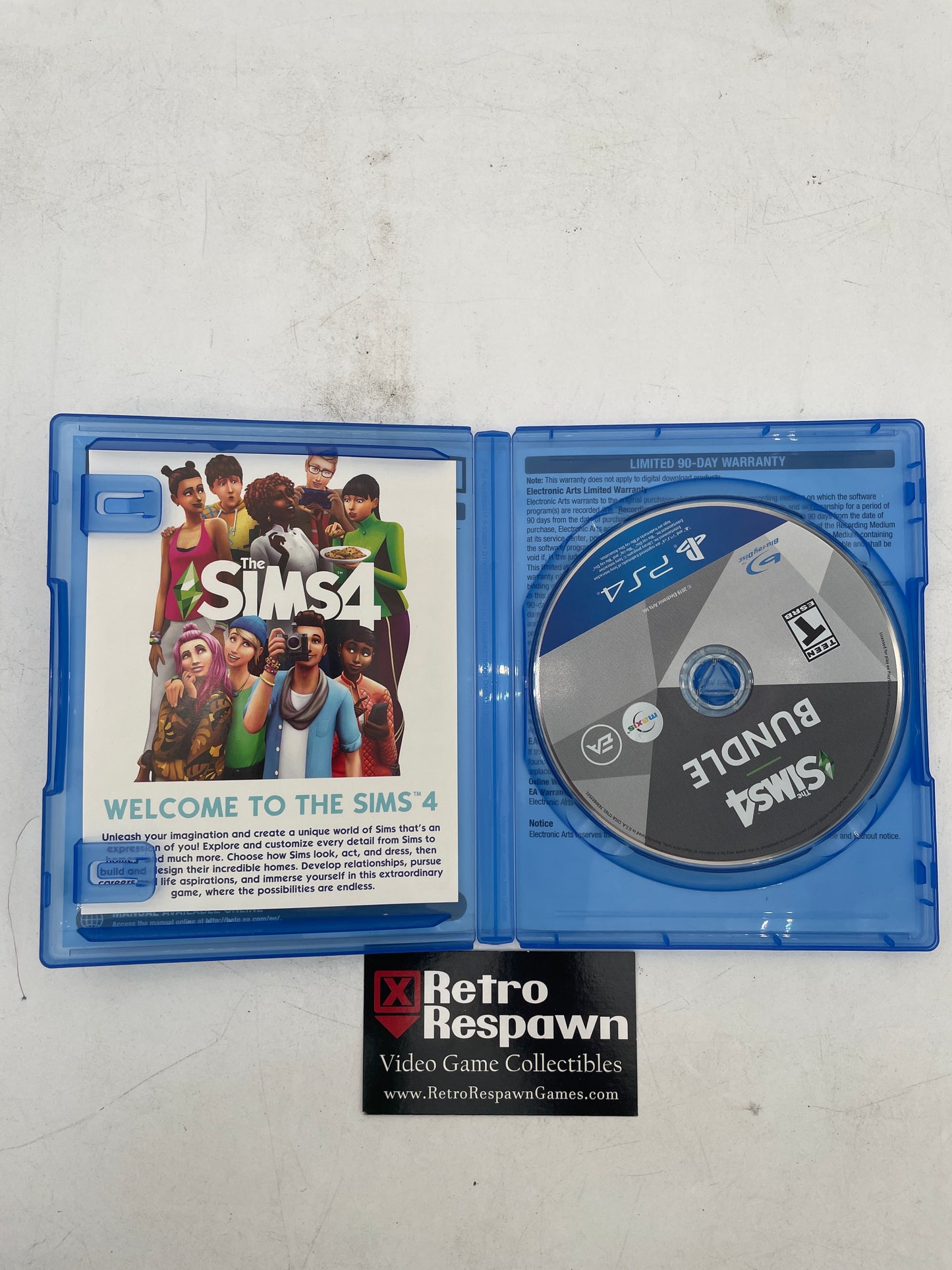 The Sims 4 Bundle: Island Living - Playstation 4 (Complete)