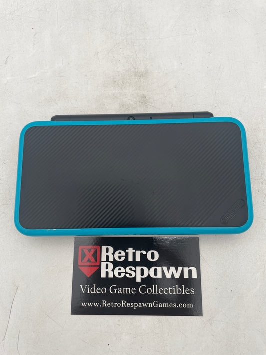 New Nintendo 2DS XL Black & Turquoise - Nintendo 3DS (Console + Charger)