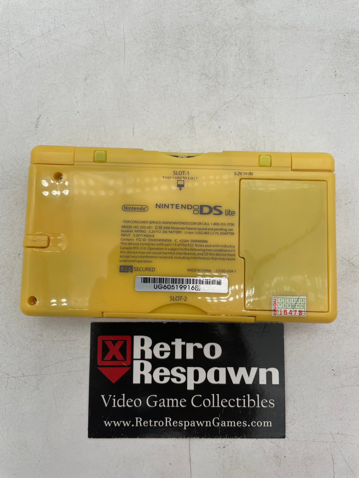 Reshell Yellow Pikachu Nintendo DS Lite - Nintendo DS (Console+Charger)