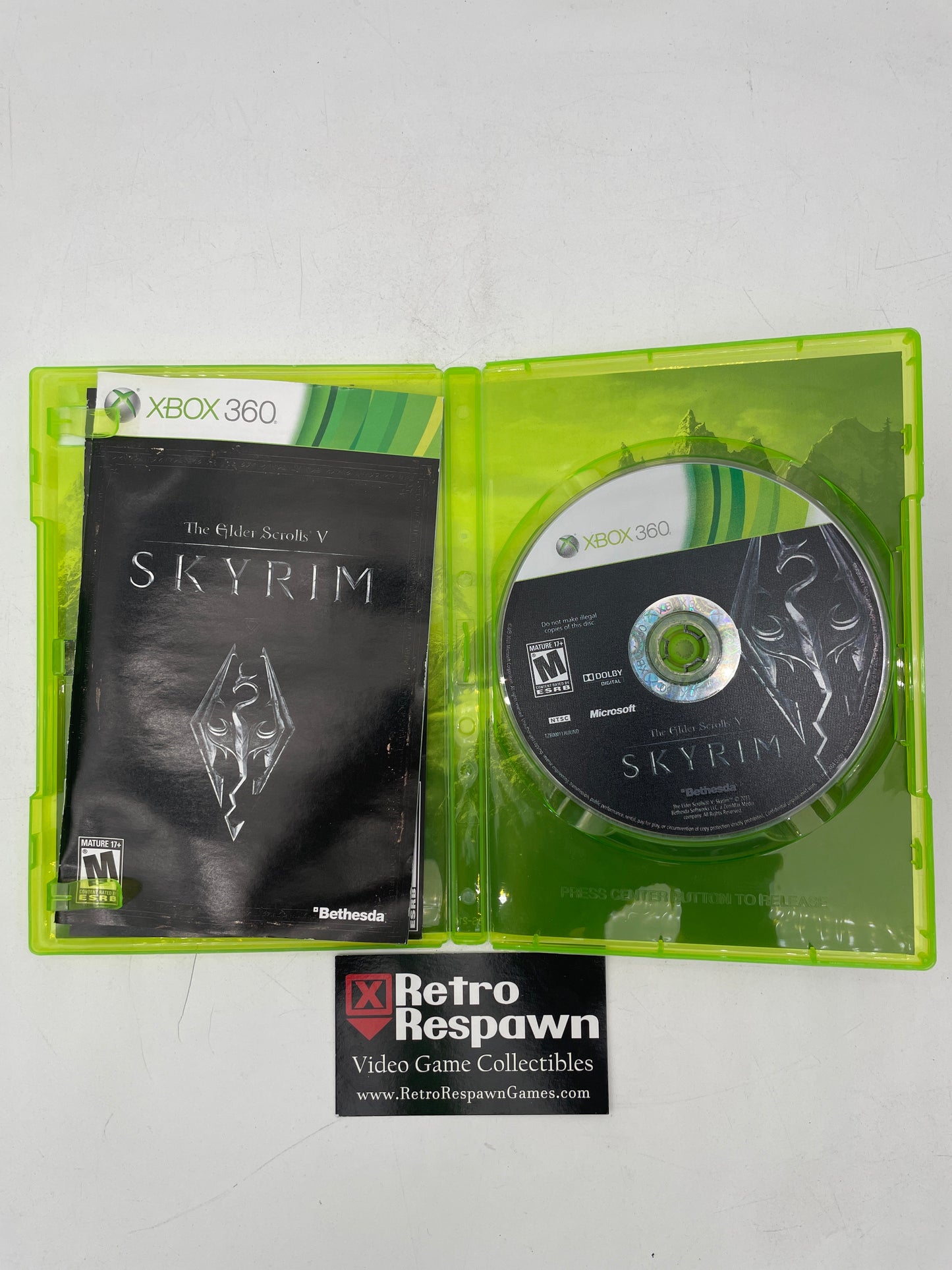Elder Scrolls V: Skyrim - Xbox 360 (Complete/No Map)