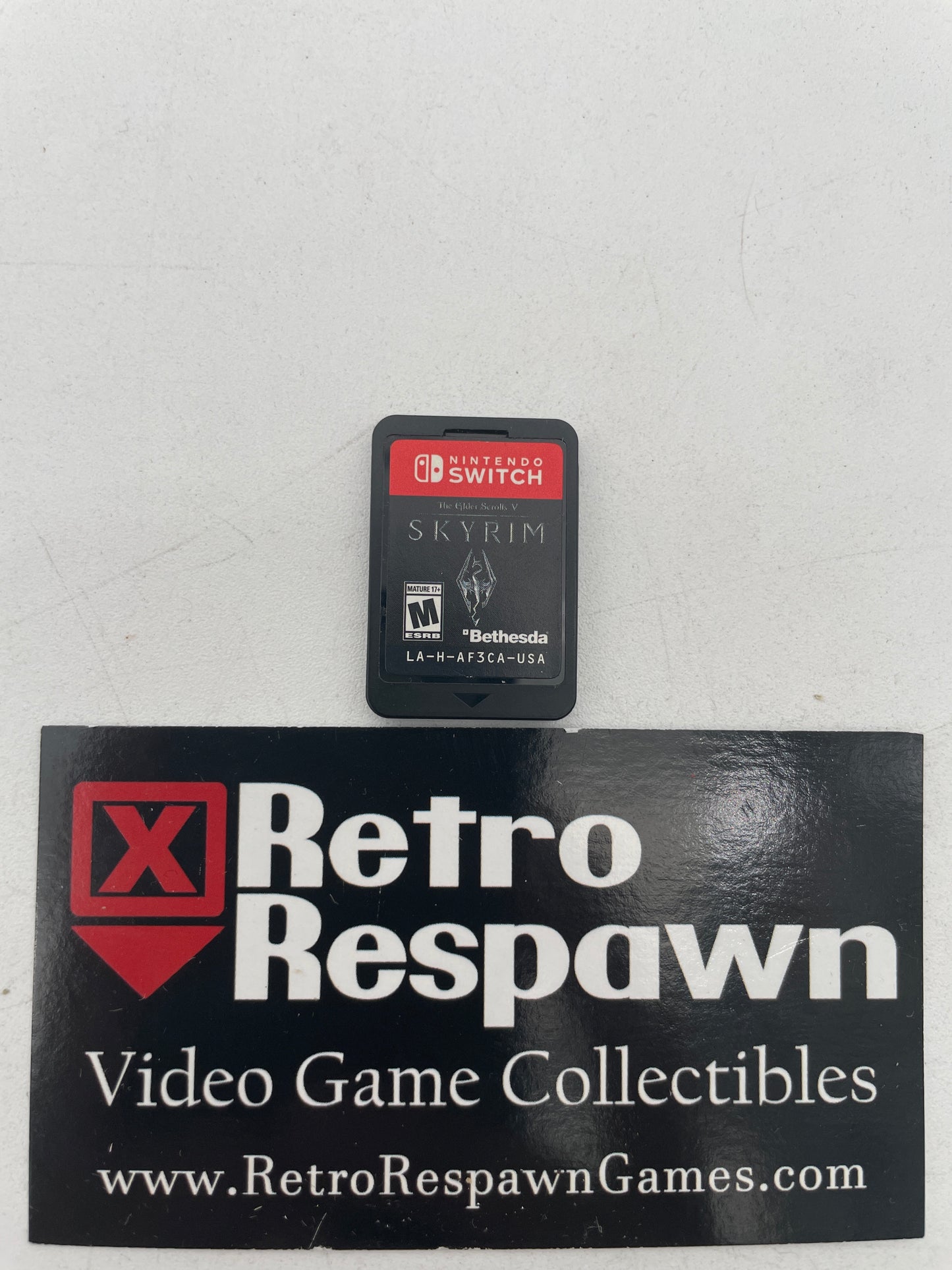 Elder Scrolls V: Skyrim - Nintendo Switch (Game Only)