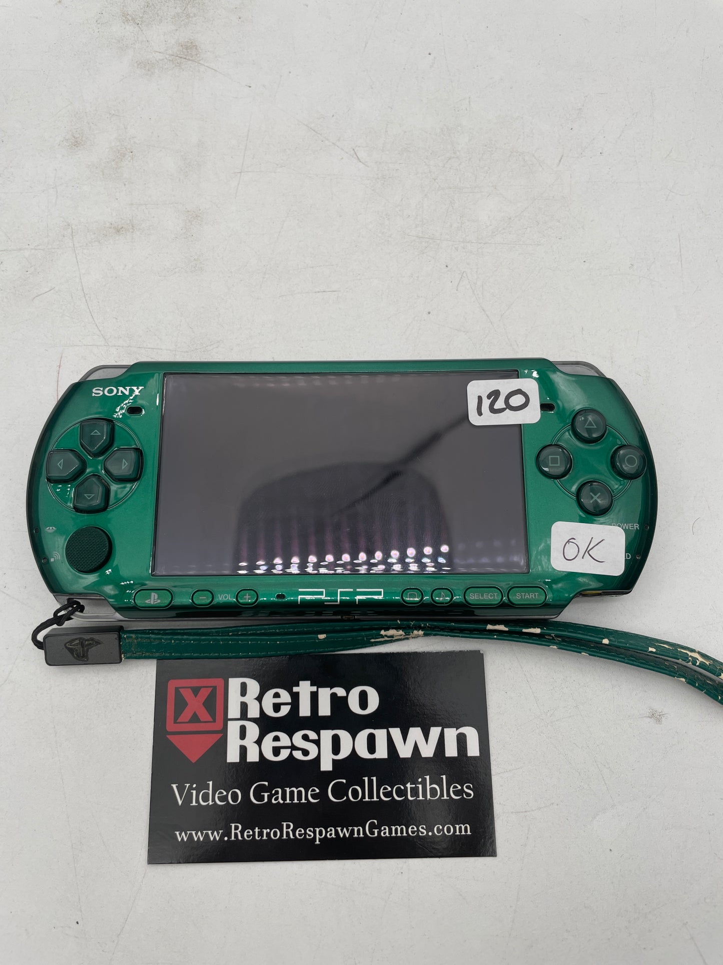 PSP 3000 Spirited Green - JP PSP (Console + Charger)