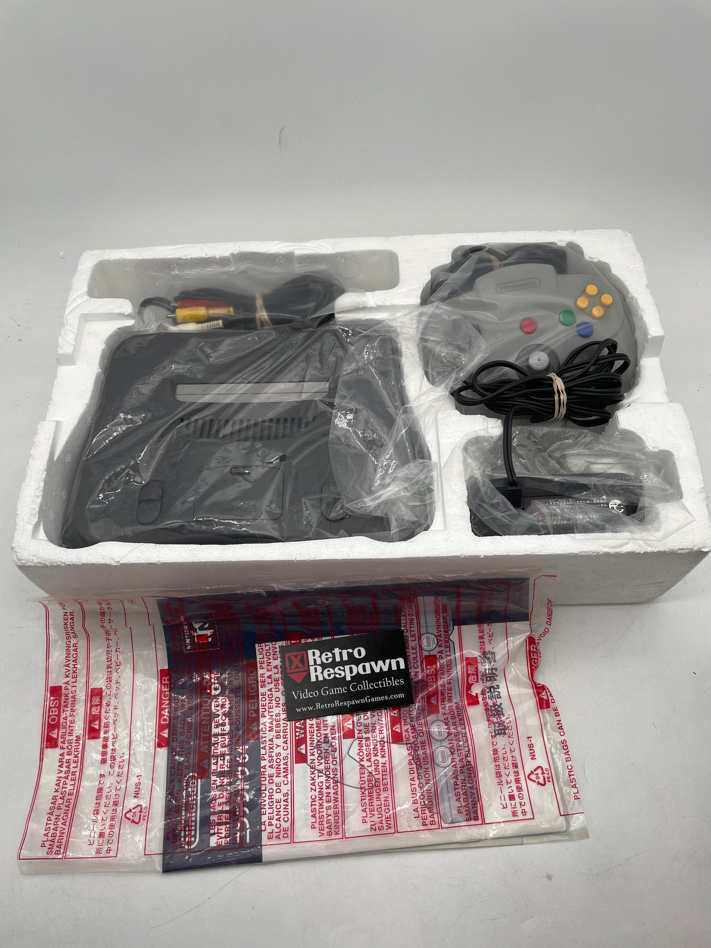 Nintendo 64 System [Region Free] - JP Nintendo 64 (Complete)