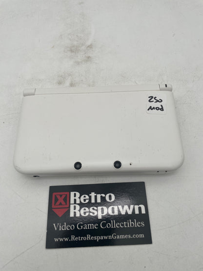 Modded Nintendo 3DS LL White - JP Nintendo 3DS (Console+Charger)